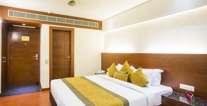 Hotel Royal Cliff Kanpur Eksteriør billede